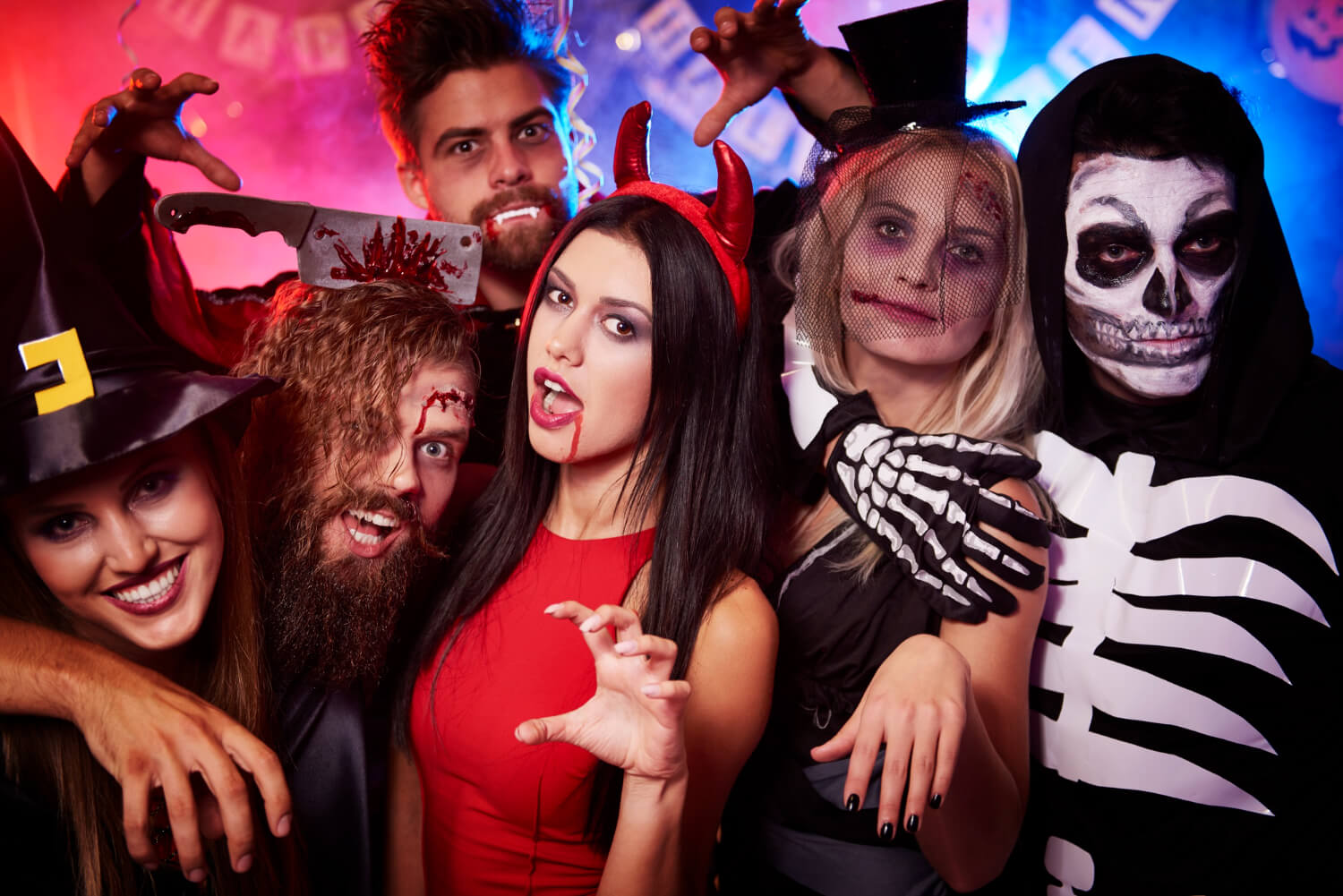 How to Plan the Ultimate Halloween Party: Spooky Tips & Stylish Tricks